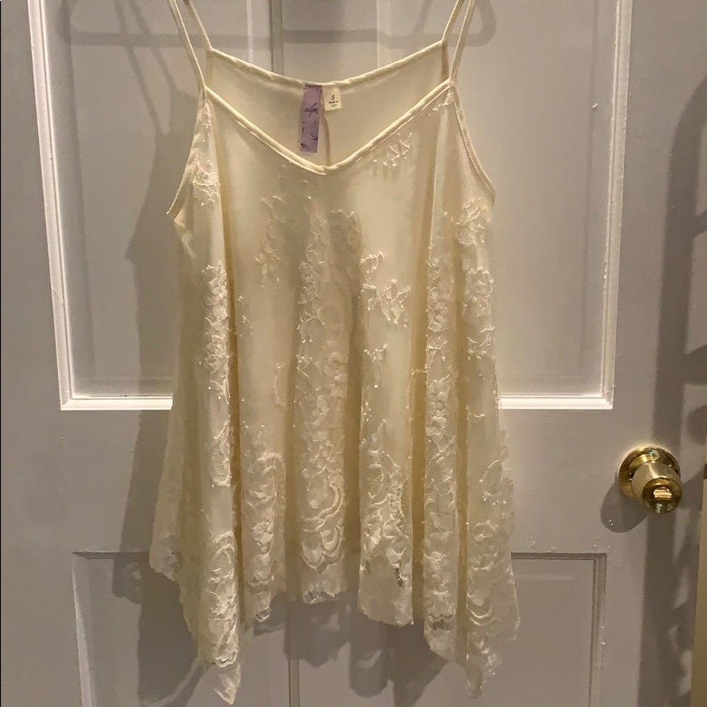 Alya Tank top